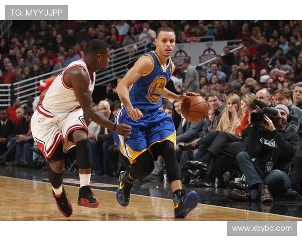 勇士与公牛的精彩对决直播回放及赛后分析尽在这里