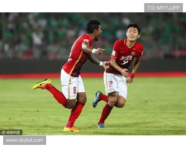 北京国安与恒大淘宝激战正酣谁能在中超赛场上笑到最后